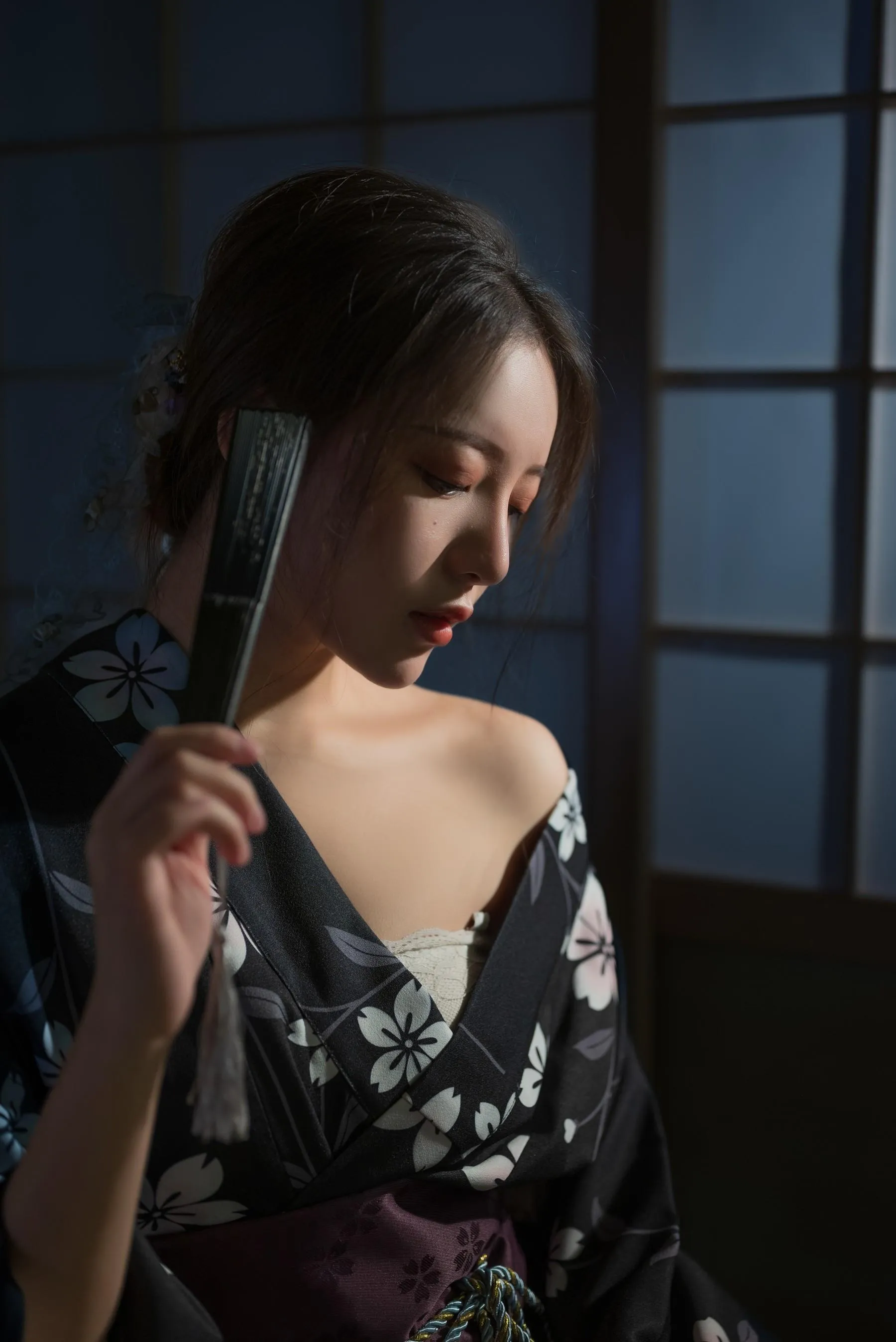 [艺图语] 2022.06.14 夜媚姬 柚子 [28P]插图5